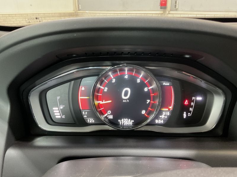 Volvo XC60 2.0 T5 Linje Inscription AWD 2017 – снимка 18