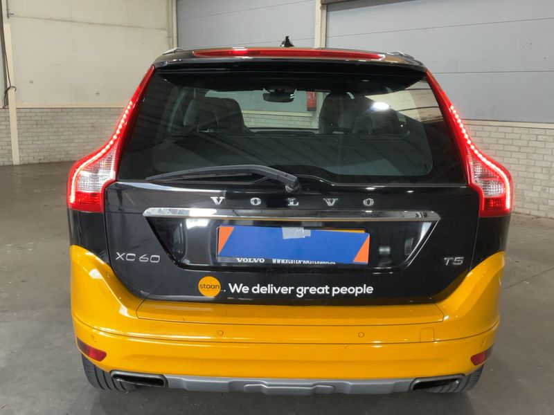 Volvo XC60 2.0 T5 Linje Inscription AWD 2017 – снимка 7