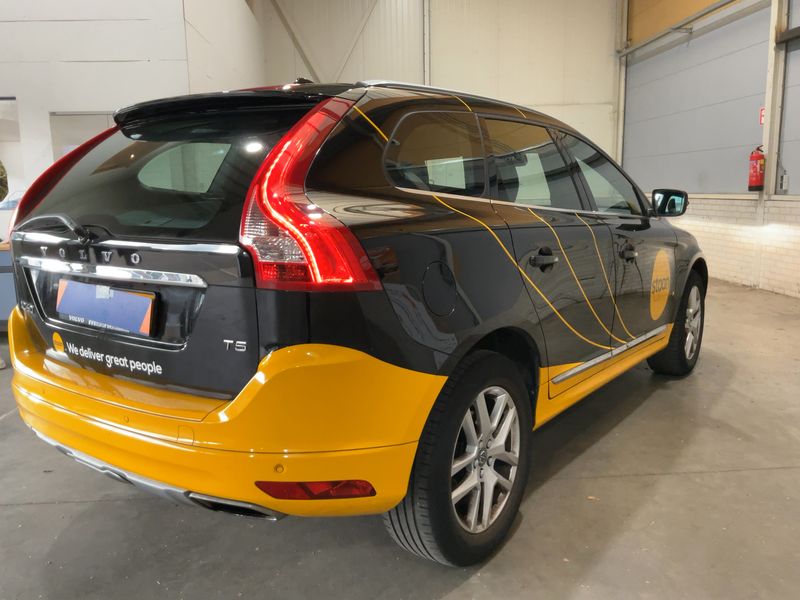 Volvo XC60 2.0 T5 Linje Inscription AWD 2017 – снимка 8
