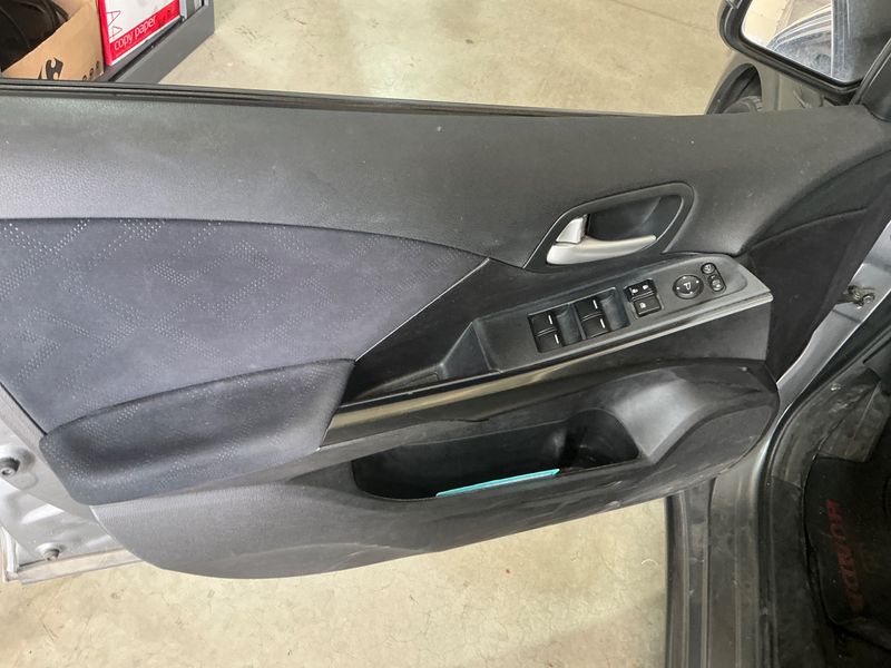 Honda Civic 1.6 DTEC 2014 – снимка 38
