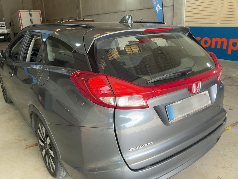 Honda Civic 1.6 DTEC 2014 – снимка 3