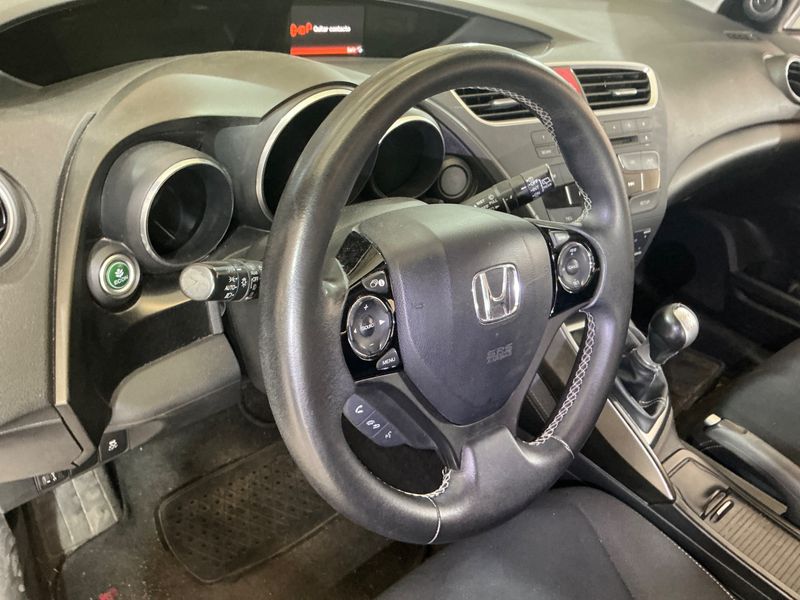 Honda Civic 1.6 DTEC 2014 – снимка 35