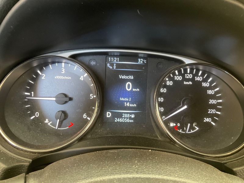 Nissan X-Trail 2.0 dCi Tekna 4x4 2017 – снимка 18