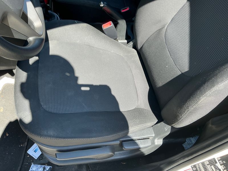 Hyundai i20 1.1 CRDi Basis blue 2014 – снимка 40