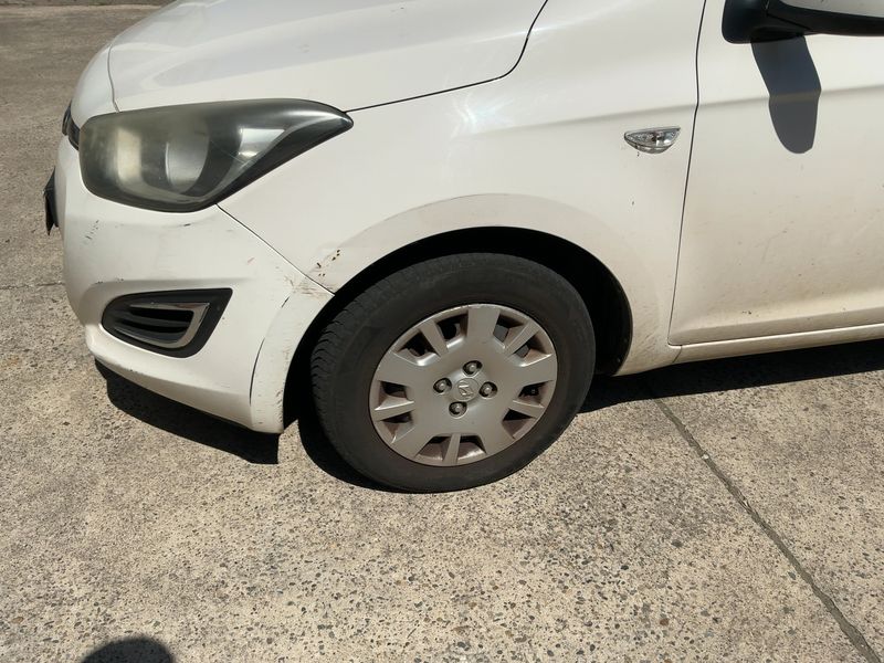 Hyundai i20 1.1 CRDi Basis blue 2014 – снимка 3