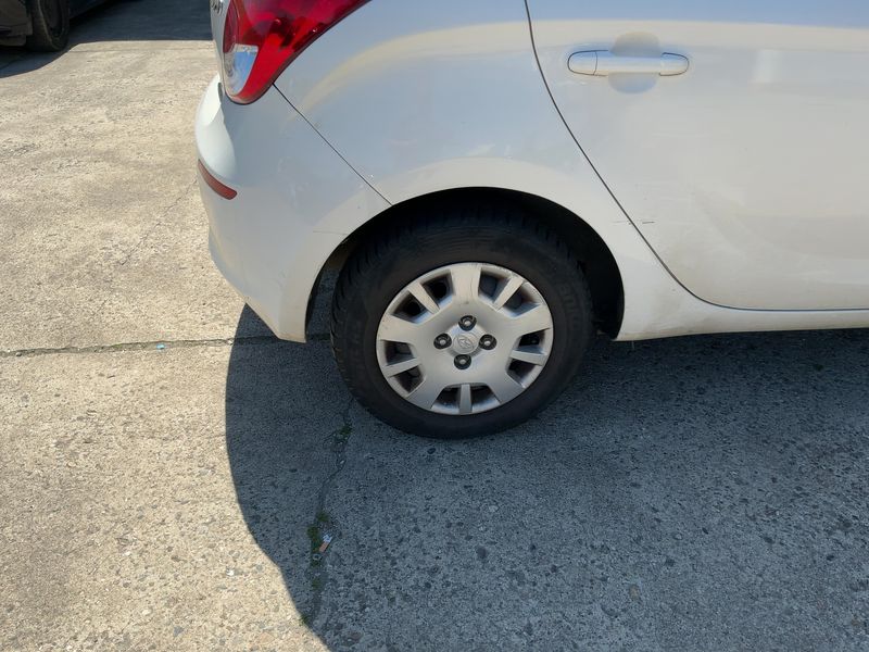 Hyundai i20 1.1 CRDi Basis blue 2014 – снимка 9