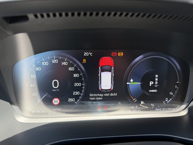 Volvo XC40 1.5 T5 Plug-in Hybrid Inscription Expression 2WD 2020 – снимка 18