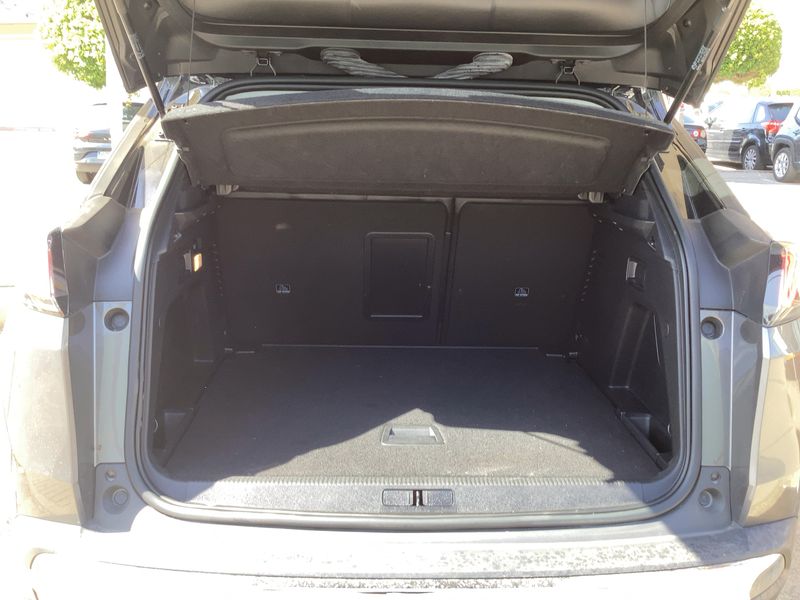 Peugeot 3008 1.2 PureTech Allure Pack 2022 – снимка 15