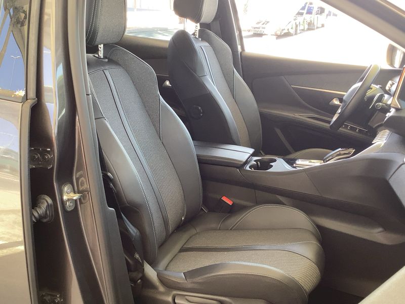 Peugeot 3008 1.2 PureTech Allure Pack 2022 – снимка 16