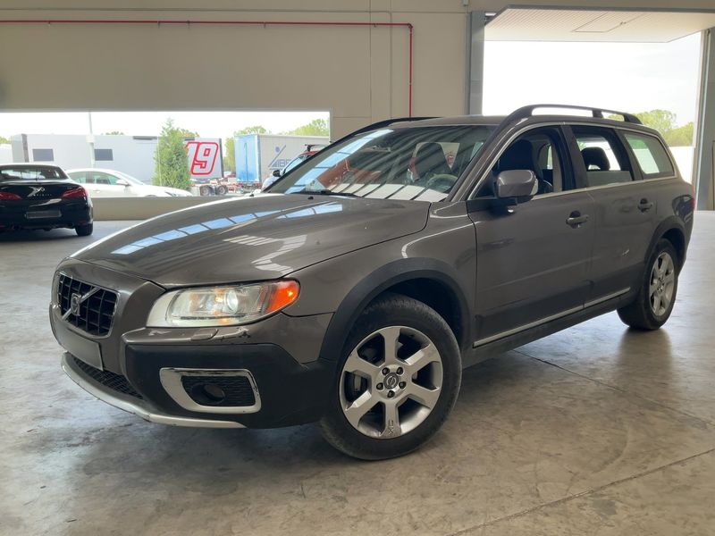 Volvo XC70 2.4 D5 Summum AWD 2008 – снимка 1