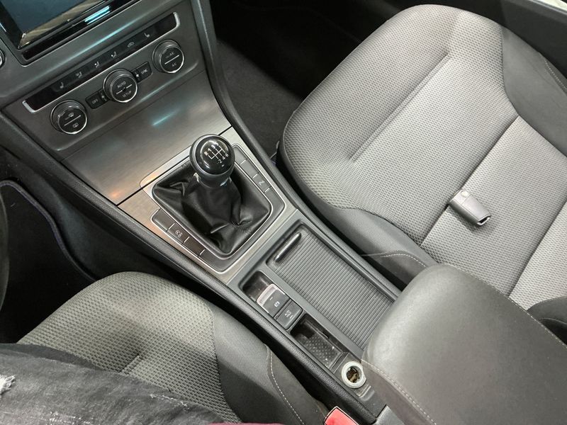 Volkswagen Golf VII 1.4 TSI Comfortline BlueMotion Tech 2014 – снимка 27