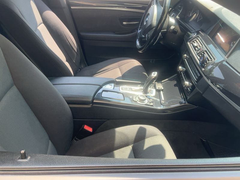 BMW 5er 520d 2016 – снимка 11