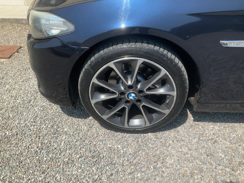 BMW 5er 520d 2016 – снимка 16