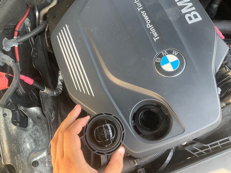 BMW 5er 520d 2016 – снимка на щета