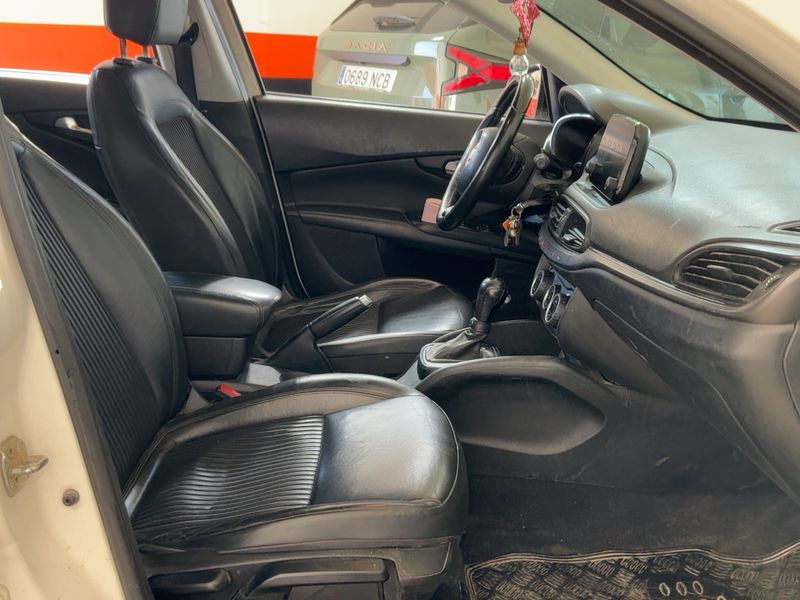 Fiat Tipo 1.6 JTDM S-Design 2018 – снимка 16