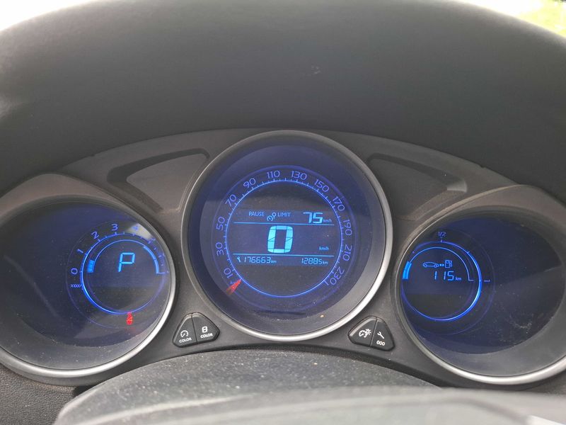 Citroen C4 1.6 Blue-HDi Millenium 2017 – снимка 12