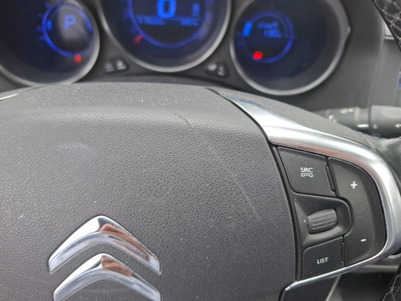 Citroen C4 1.6 Blue-HDi Millenium 2017 – снимка 32