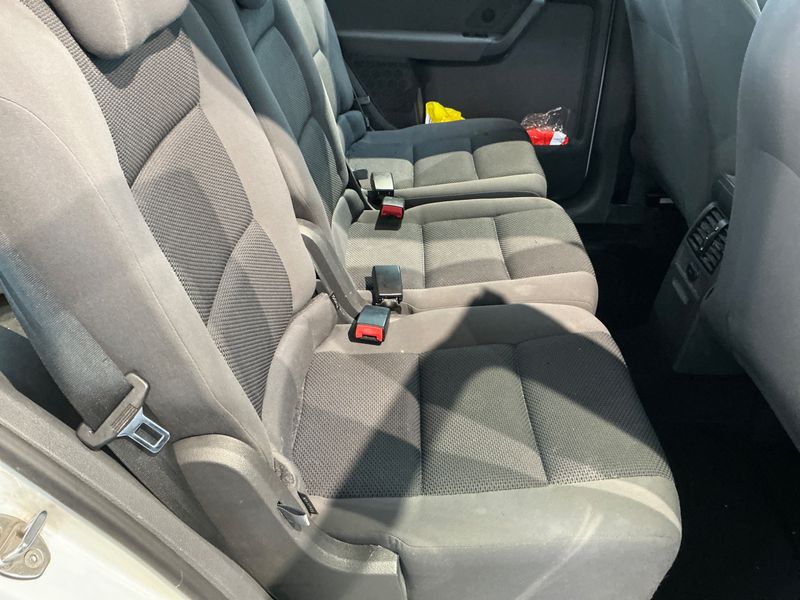 Volkswagen Touran 1.6 TDI Trendline 2015 – снимка 30
