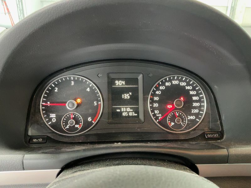 Volkswagen Touran 1.6 TDI Trendline 2015 – снимка 18