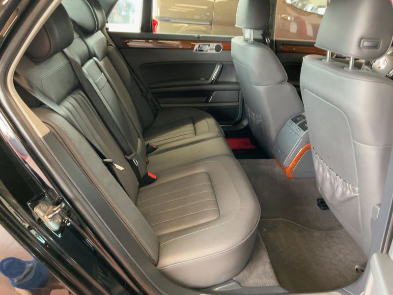 Volkswagen Phaeton 3.0 V6 TDI 4Motion 2015 – снимка 20