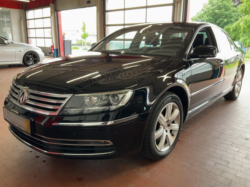 Volkswagen Phaeton 3.0 V6 TDI 4Motion 2015 – снимка 1