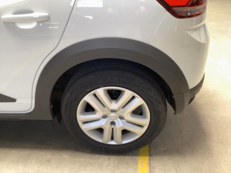 Dacia Sandero 1.0 TCe Stepway Expression 2023 – снимка 5