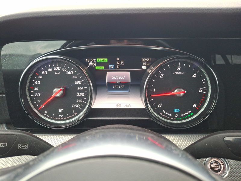 Mercedes-Benz E-Klasse E 300 de T AMG Line 2020 – снимка 12