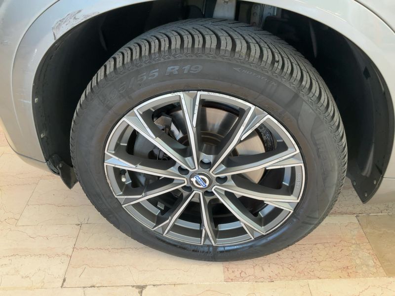 Volvo XC90 2.0 D5 Kinetic AWD 2016 – снимка 3