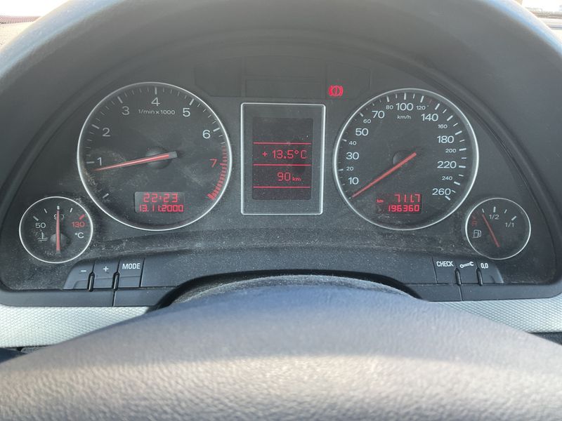 Audi A4 2.0 2001 – снимка 4