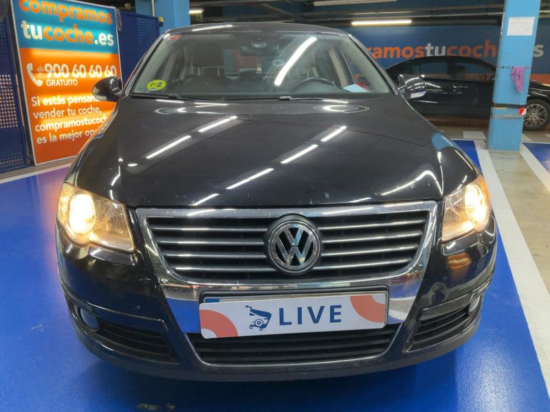 Volkswagen Passat 2.0 TDI Highline 2007 – снимка 9