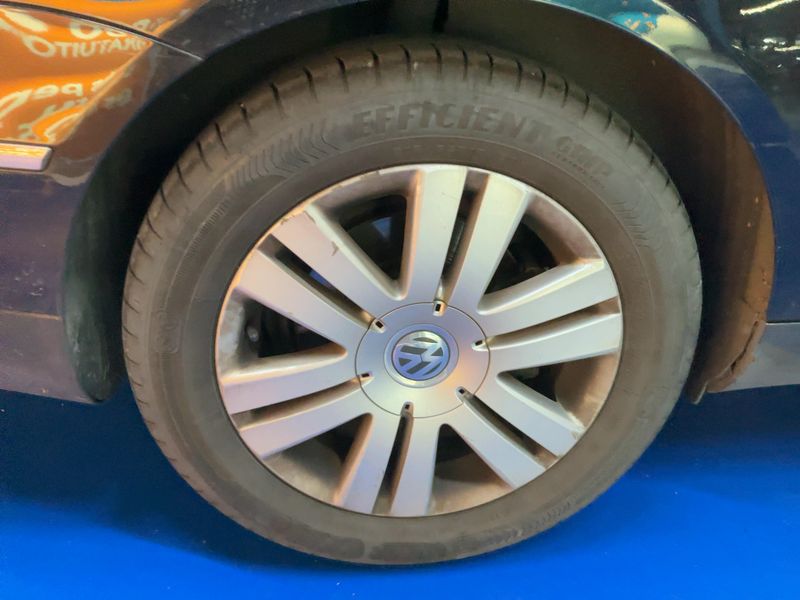 Volkswagen Passat 2.0 TDI Highline 2007 – снимка 19