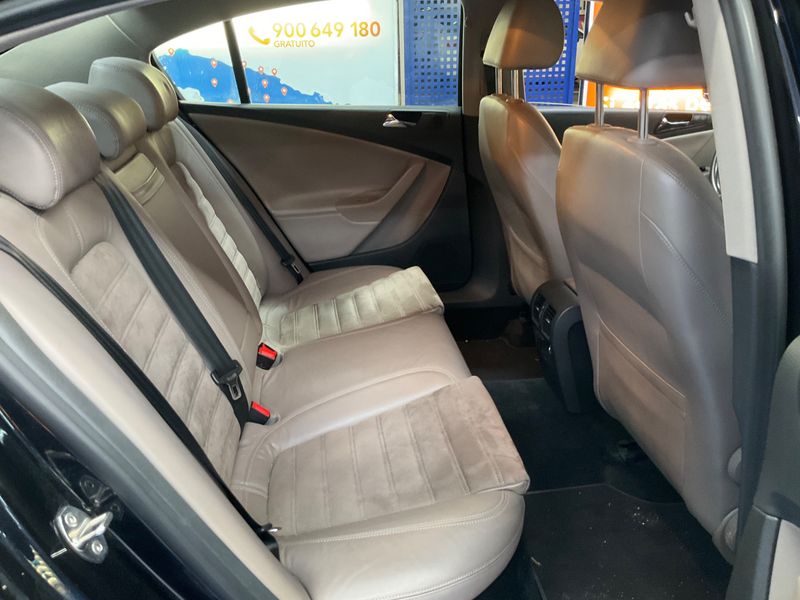Volkswagen Passat 2.0 TDI Highline 2007 – снимка 14