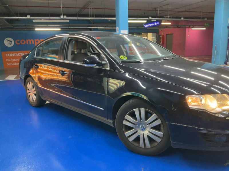 Volkswagen Passat 2.0 TDI Highline 2007 – снимка 8