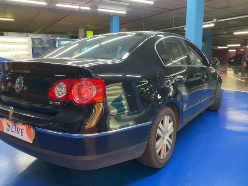 Volkswagen Passat 2.0 TDI Highline 2007 – снимка 6