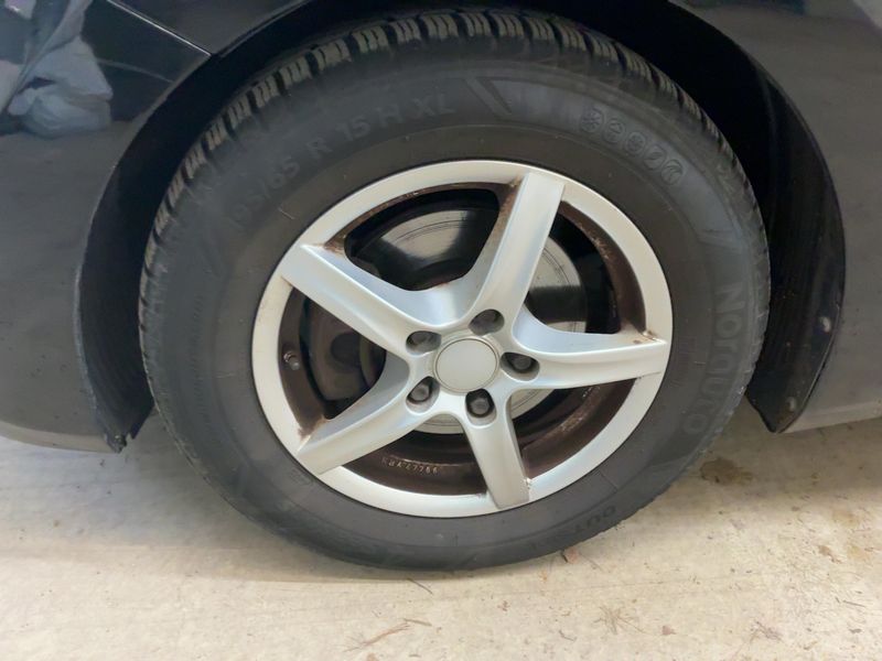Hyundai i30 1.4 FIFA World Cup Edition 2015 – снимка 3