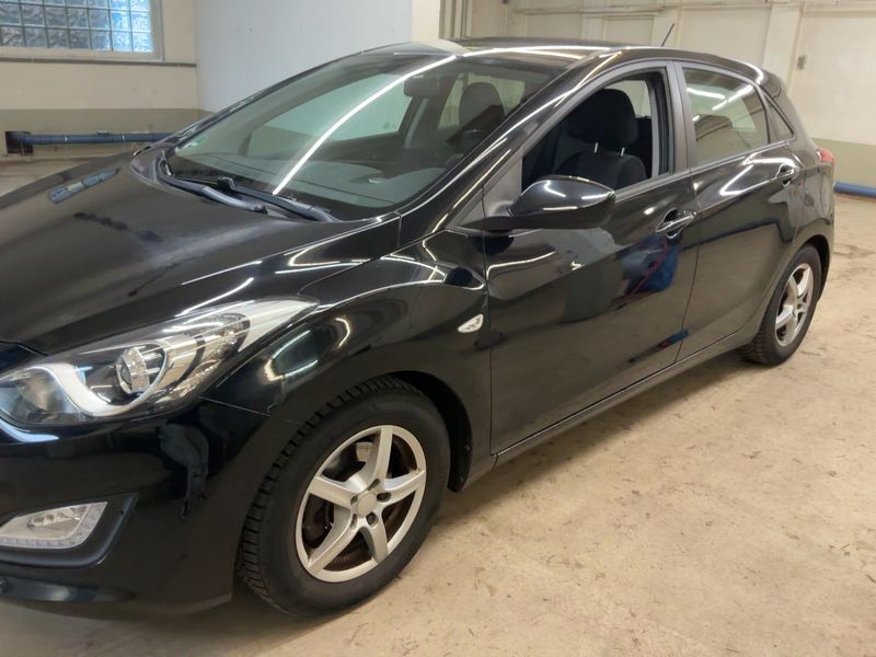Hyundai i30 1.4 FIFA World Cup Edition 2015 – снимка 2