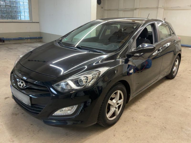 Hyundai i30 1.4 FIFA World Cup Edition 2015 – снимка 1