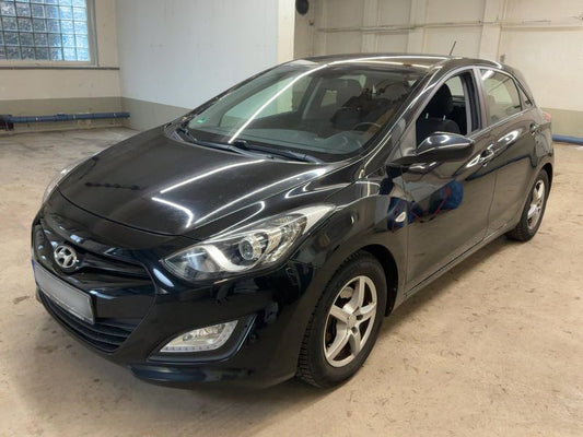 Hyundai i30 1.4 FIFA World Cup Edition 2015 – снимка 1