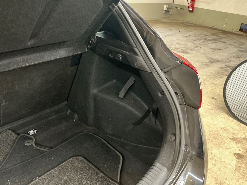 Hyundai i30 1.4 FIFA World Cup Edition 2015 – снимка 29