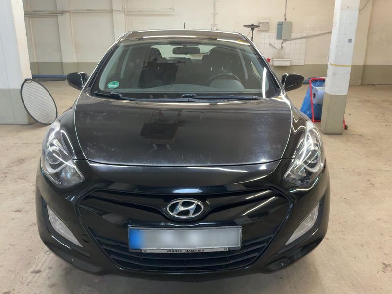 Hyundai i30 1.4 FIFA World Cup Edition 2015 – снимка 14