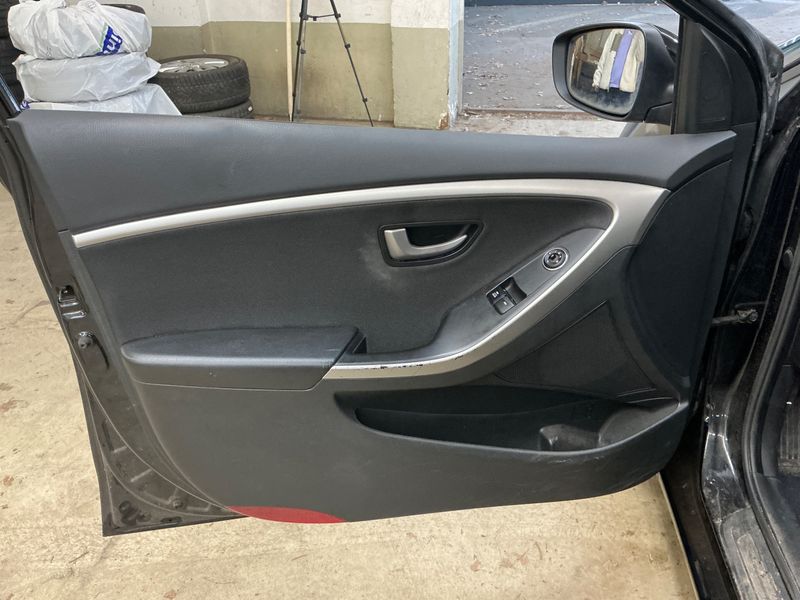 Hyundai i30 1.4 FIFA World Cup Edition 2015 – снимка 31