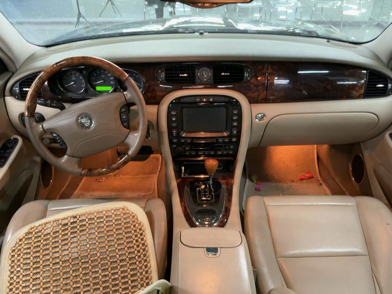 Jaguar XJ 4.2 V8 XJ8 2004 – снимка 17
