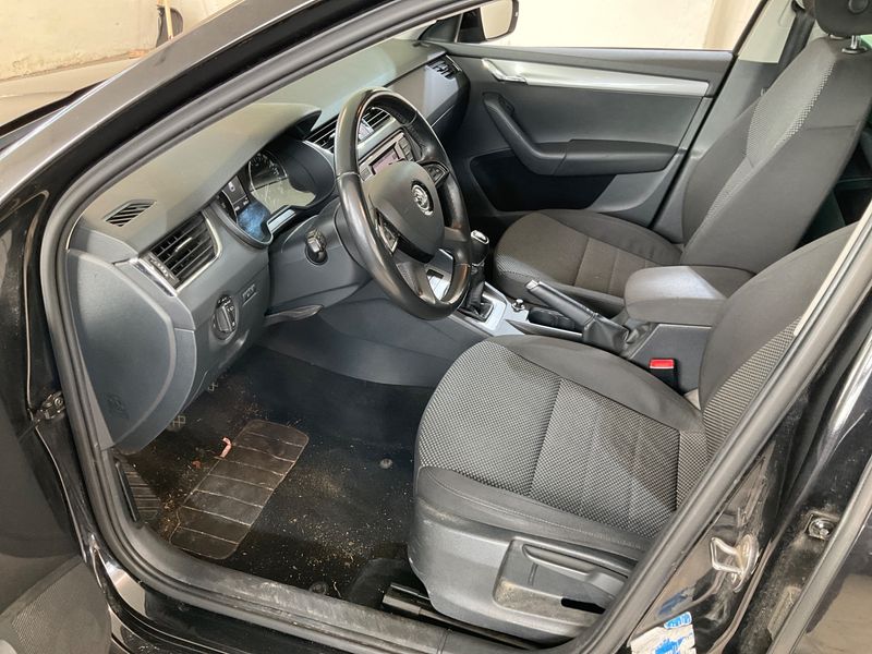 Skoda Octavia 1.6 TDI Ambition 2013 – снимка 3