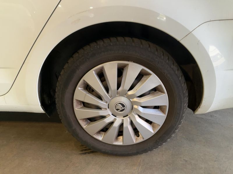 Skoda Octavia 1.6 TDI Ambition 2015 – снимка 5