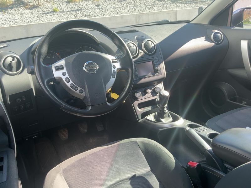Nissan Qashqai 1.6 dCi Acenta 2012 – снимка 17