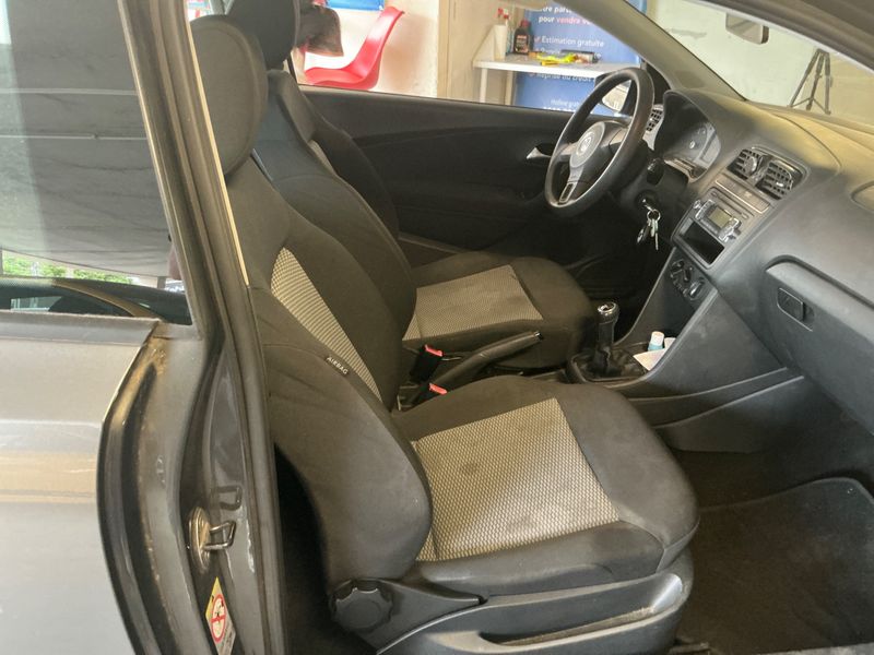 Volkswagen Polo 1.2 Trendline 2010 – снимка 3