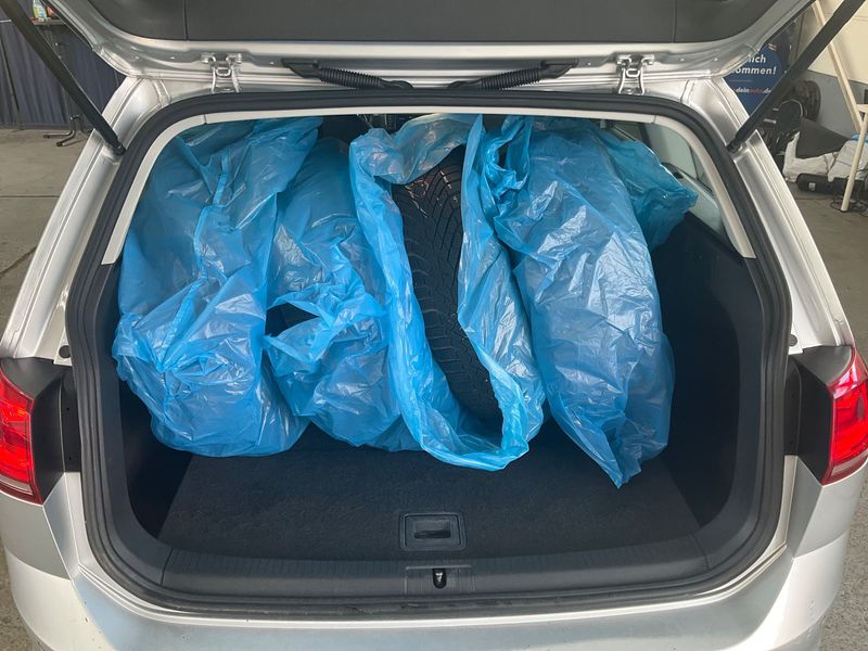 Volkswagen Golf VII 1.6 TDI Comfortline BlueMotion Tech 2017 – снимка 15