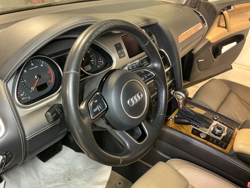 Audi Q7 4.2 V8 TDI quattro 2014 – снимка 31