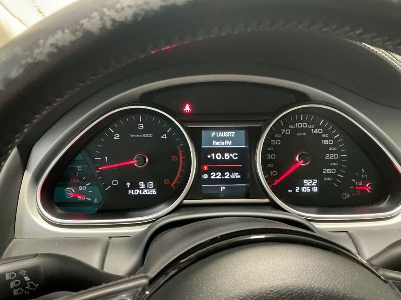 Audi Q7 4.2 V8 TDI quattro 2014 – снимка 18