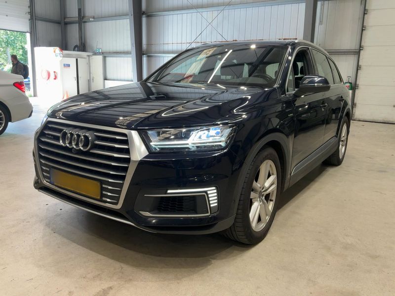 Audi Q7 3.0 TDI e-tron quattro 2016 – снимка 1